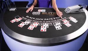 Live casino dealer tables available on richjili for Philippines players